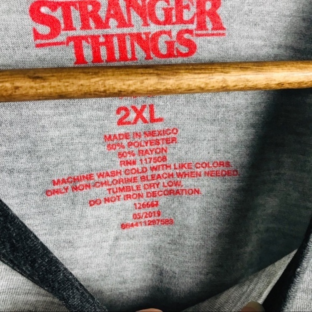 Stranger Things Ringer Tee Christmas - Size Up - Picture 4 of 6